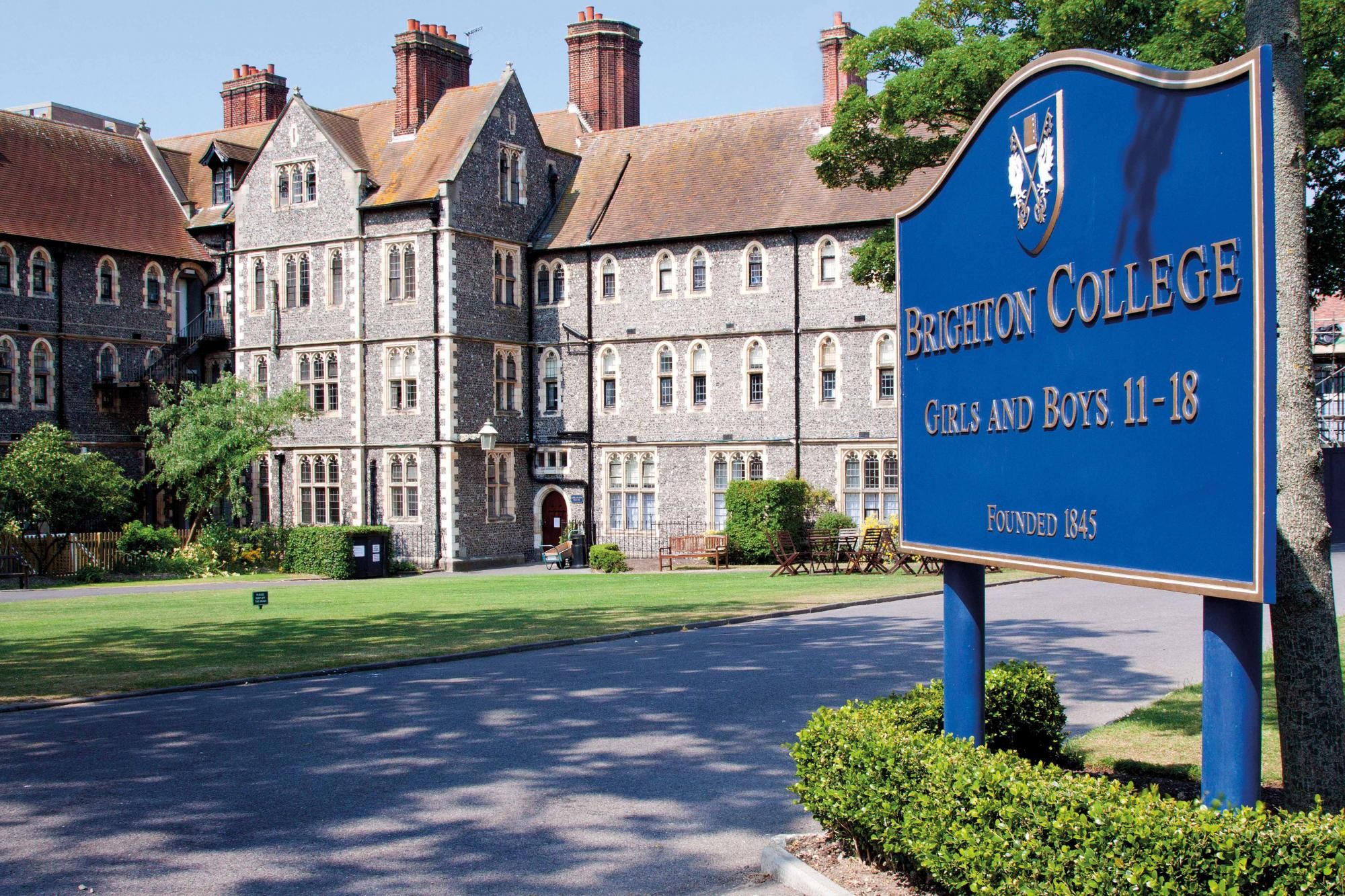 Vacanza Studio a Brighton College Parti con noi All Inclusive!