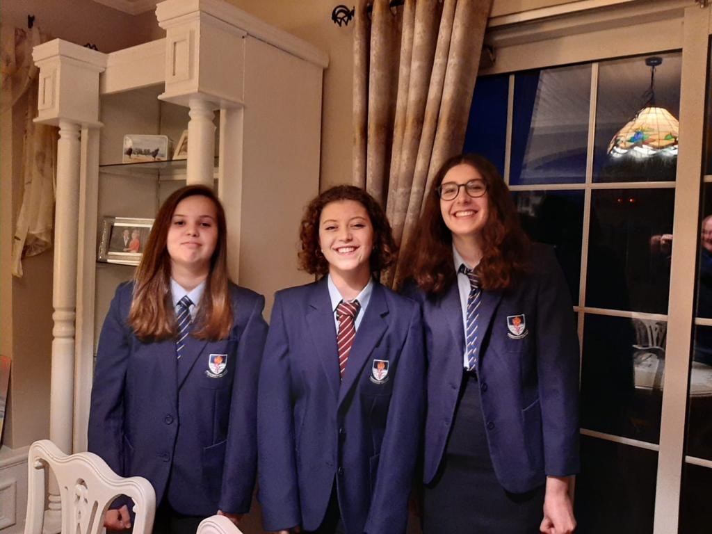 Chiara, 17 anni, Irlanda